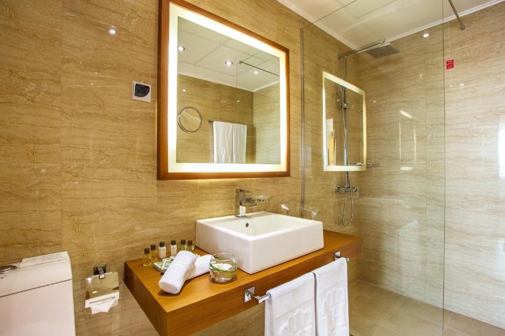 Отель Landmark Creek Hotel & SPA Пловдив